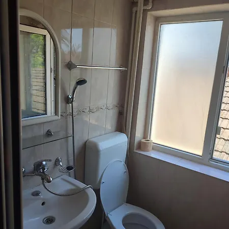 Emy Cu Baie Proprie Aproape De Plaja 3 Papuci * Constanta